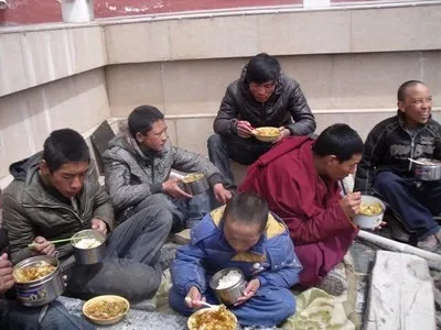 1543493138581975.jpg?x-oss-process=style/resize 简单的伙食.jpg?x-oss-process=style/resize